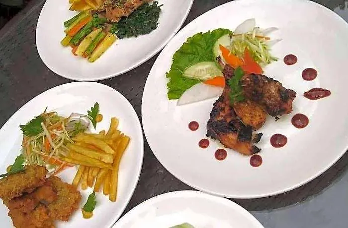 And Ananda Garden Restaurant Hotel